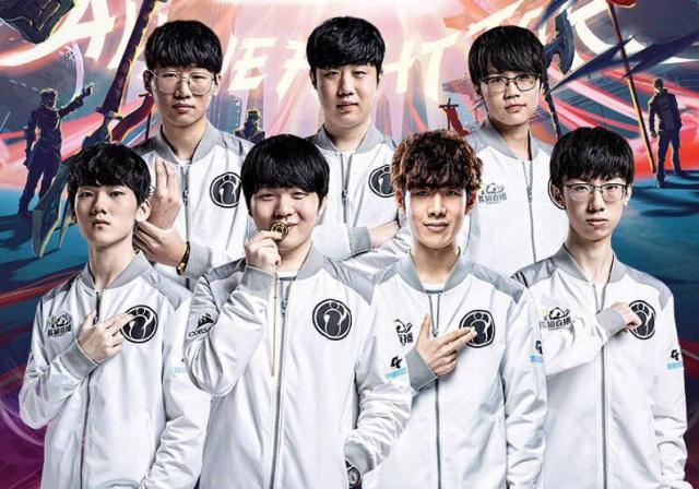 2个油桶 2个油桶