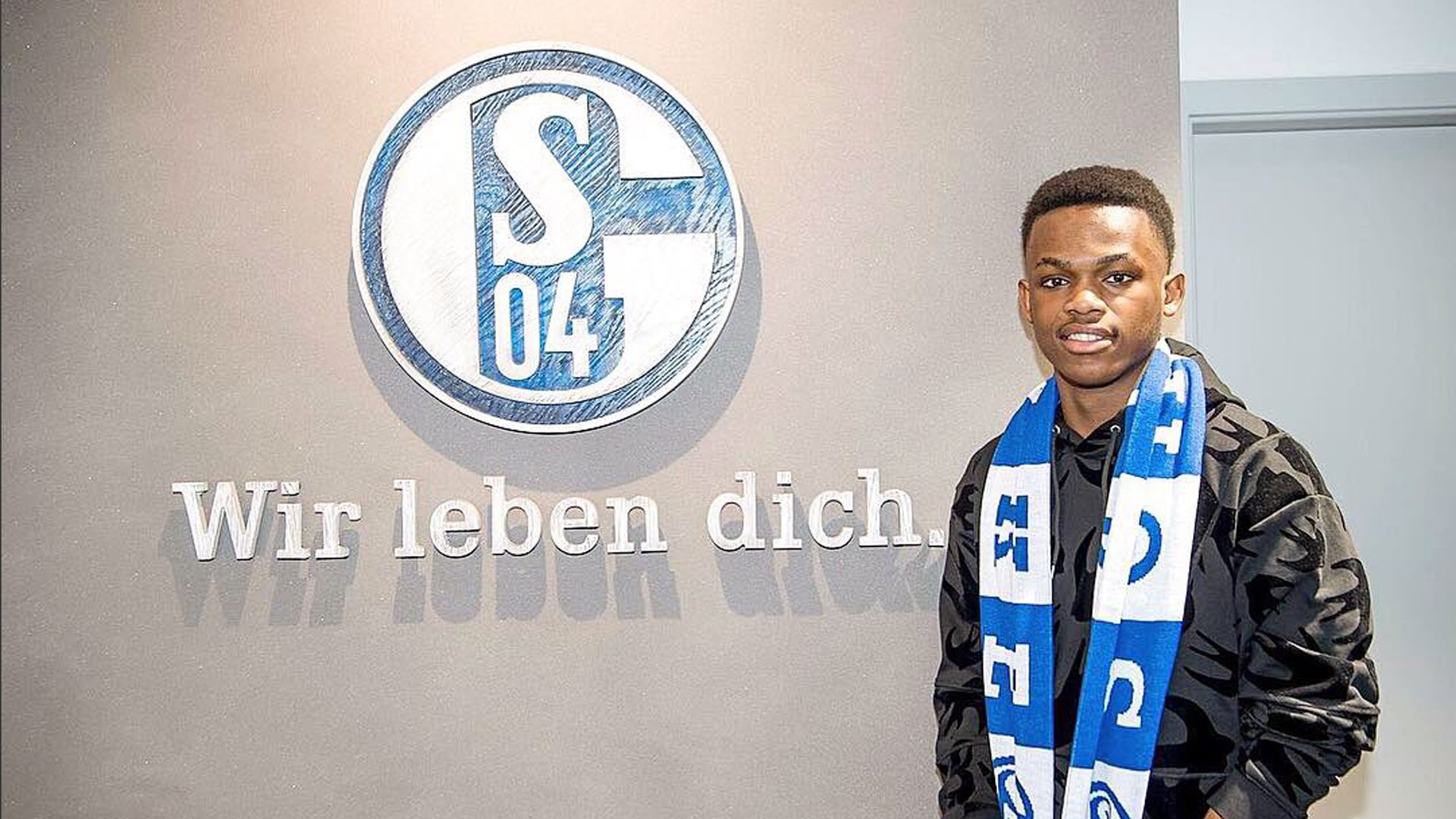 肖国栋仍具 肖国栋仍具